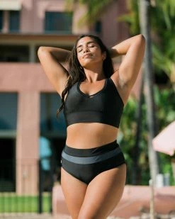 Nani Swimwear Black Colorblock Bottom