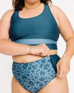 Nani Swimwear Okalani Zip Pocket Bottom 15 Nani Swimwear Okalani Zip Pocket Bottom