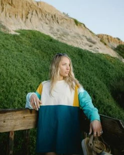 Nani Swimwear Active Yosemite Ascent Sweatshirt