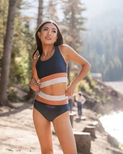 Nani Swimwear Flow Cut Back Crop