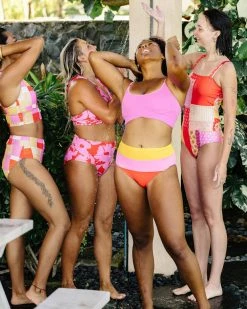 Nani Swimwear Textured Liv Tone Crop