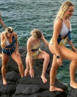 Nani Swimwear Mara Shaka Bralette 19 Nani Swimwear Mara Shaka Bralette